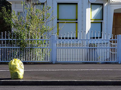 Calliope Road - Devonport - Auckland - 7 September 2014 - 9:52