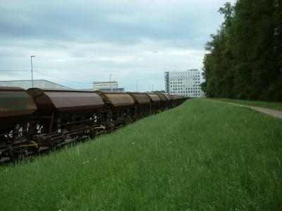 ein zug bis in die unendlichkeit - ab abstellgleis, bei der donau - wien