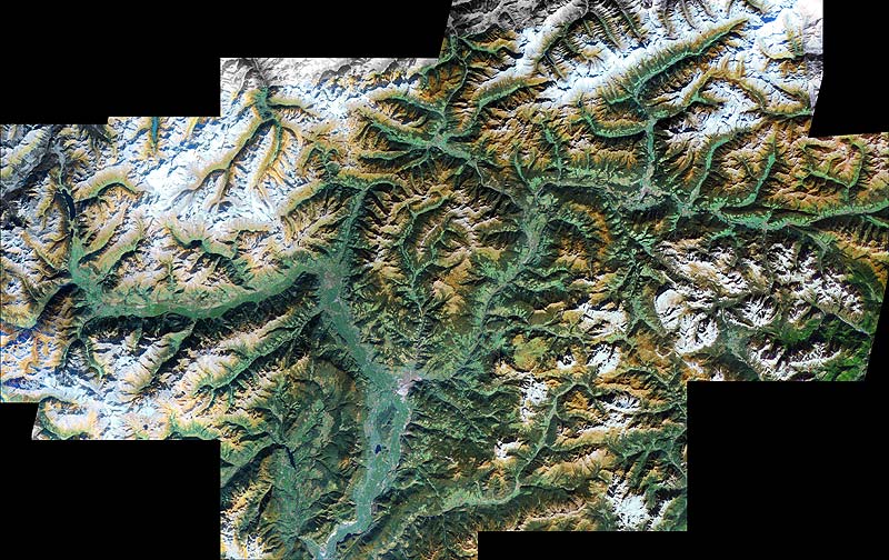 suedtirol vom grossen satellit aus