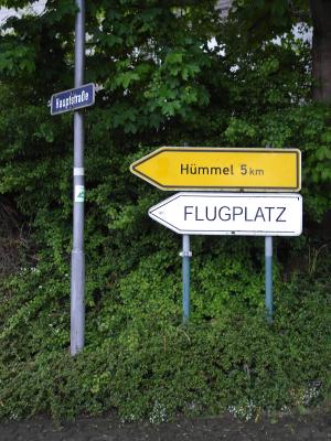 Hümmel. 