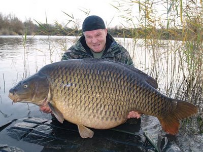 The weigh in of the fish was witnessed by 14 different people from local Carp fishing clubs.