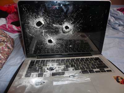 Police shoot U.S. student's laptop upon entry to Israel 