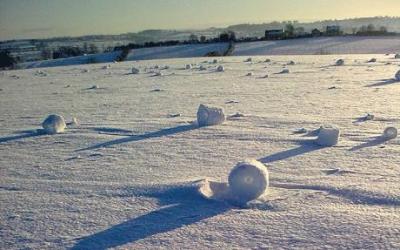 self-rolling giant snow balls