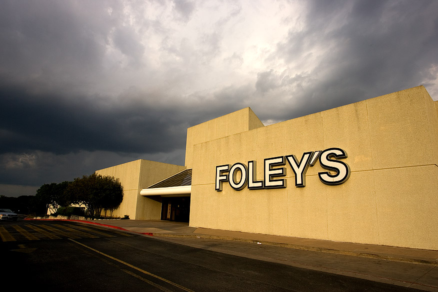 Mall near Austin Texas .. hurricane emilys greets with rain clouds ..