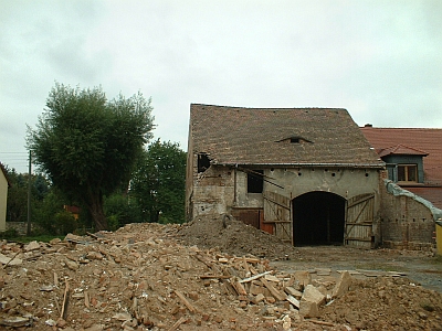 Abriss eines Bauernhauses in Altmockritz
