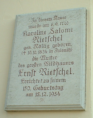 Gedenktafel am Geburtshaus von Karoline Salome Rietschel, Mutter des Bildhauers Ernst Rietschel, in Gersdorf